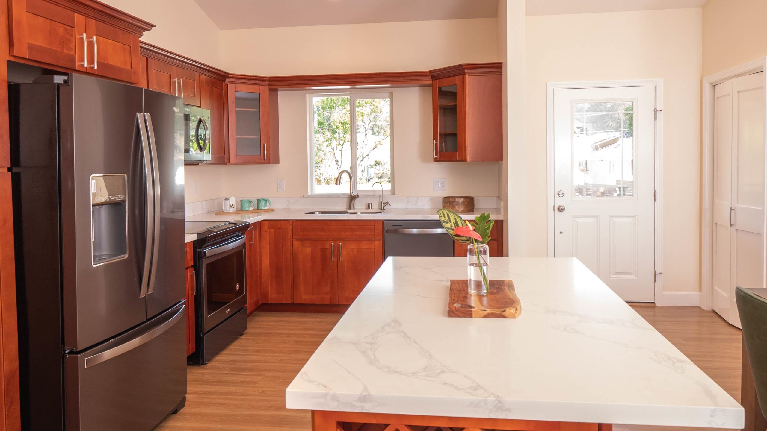 2728 Kaupakalua Road, Unit A Haiku, HI 96708 - Photo 11 of 26 Gallery Image 11