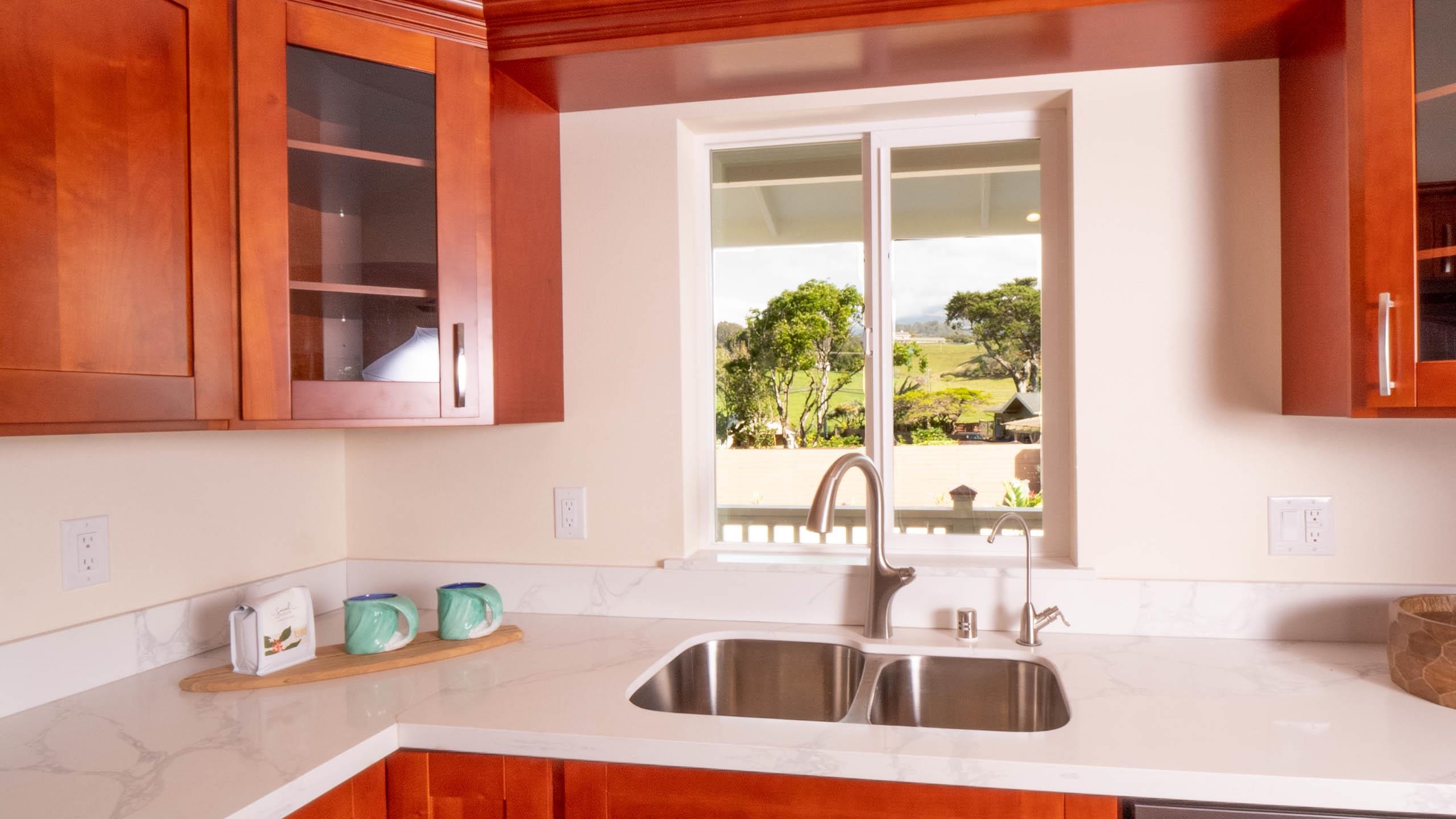 2728 Kaupakalua Road, Unit A Haiku, HI 96708 - Photo 12 of 26 Gallery Image 12