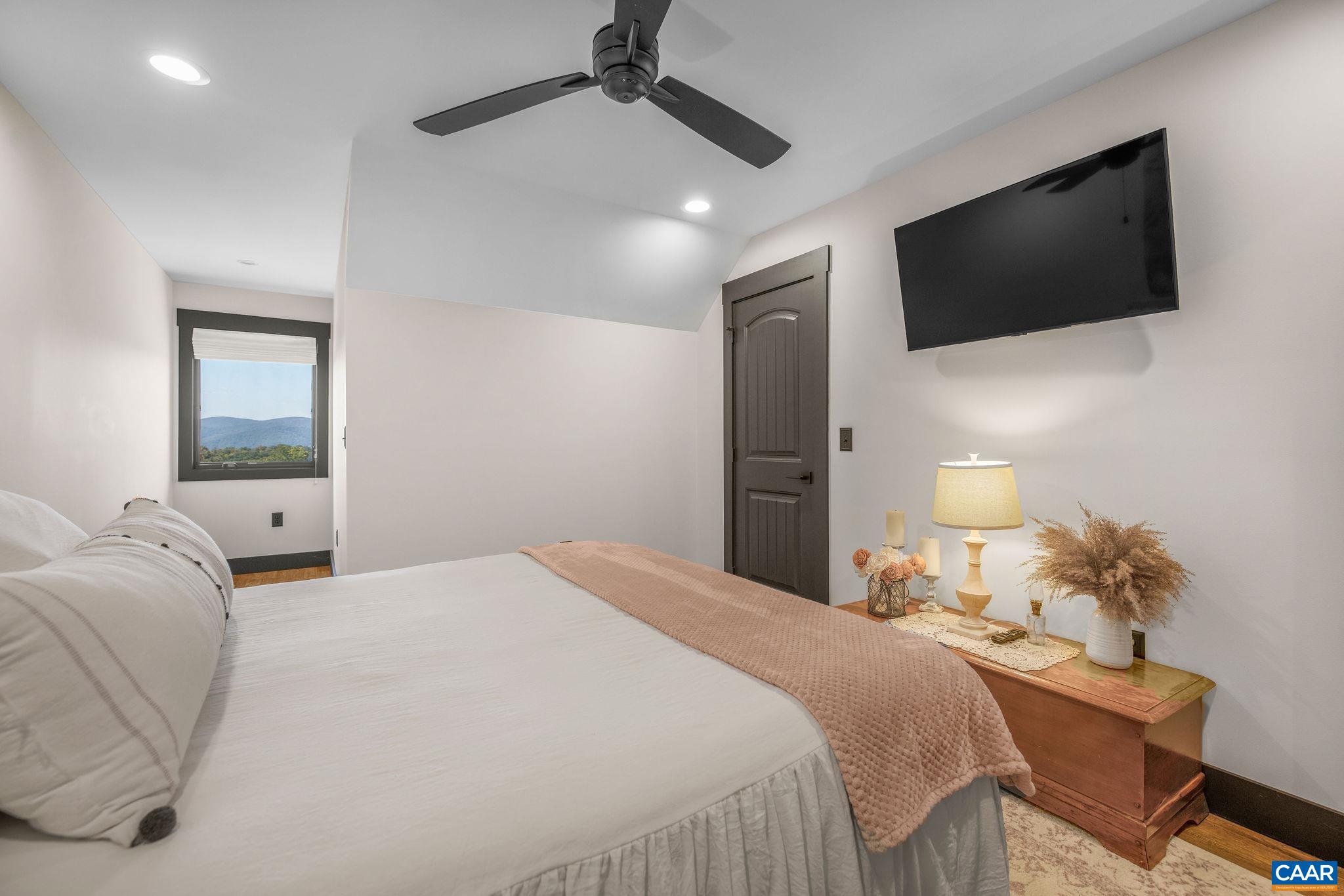 699 Hendrickson Road Pembroke, VA 24136 - Photo 42 of 69