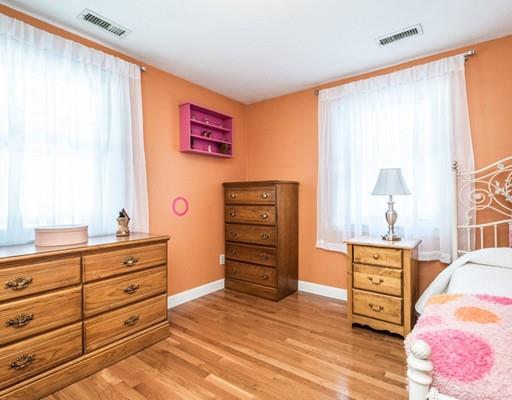 41 Shawsheen Road Bedford, MA 01730 - Photo 21 of 28 Gallery Image 21
