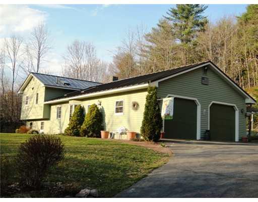 154 Old Lisbon Road Lewiston, ME 04240 - Photo 1 of 17 Exterior Front.