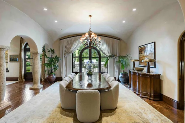 $23,988,000 | 35 Barry Lane, Atherton, CA 94027