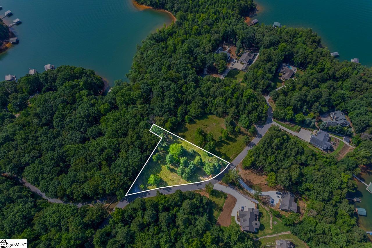 461 Overlook Drive Fair Play, SC 29643 - Photo 2 of 24