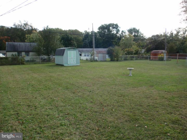 44 Steele Road Dover, DE 19901 - Photo 3 of 25 Back Yard