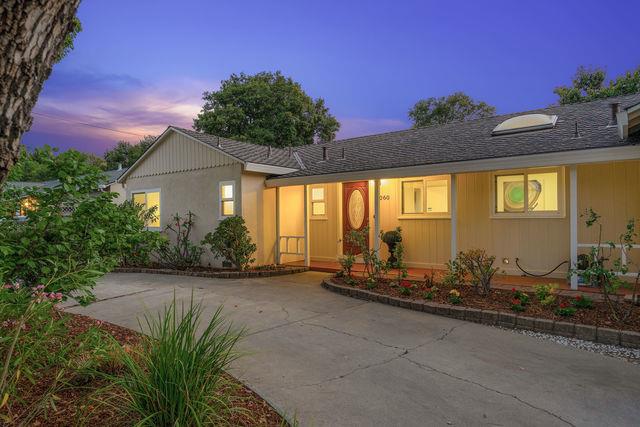1060 Springer Road Los Altos, CA 94024 - Photo 8 of 42