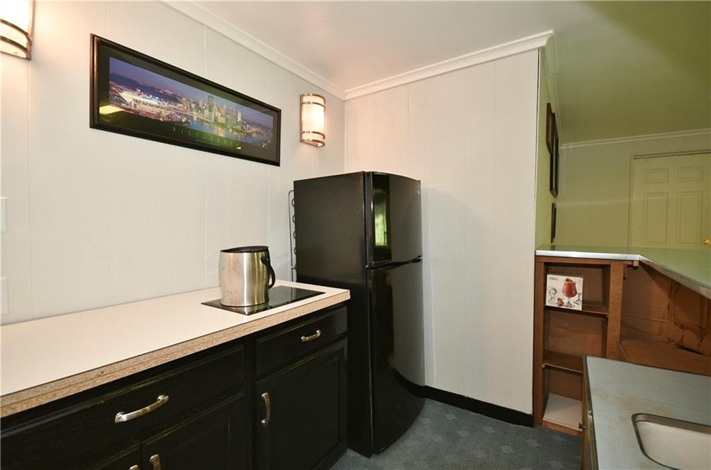 1360 Washington Road Pittsburgh, PA 15228 - Photo 33 of 44