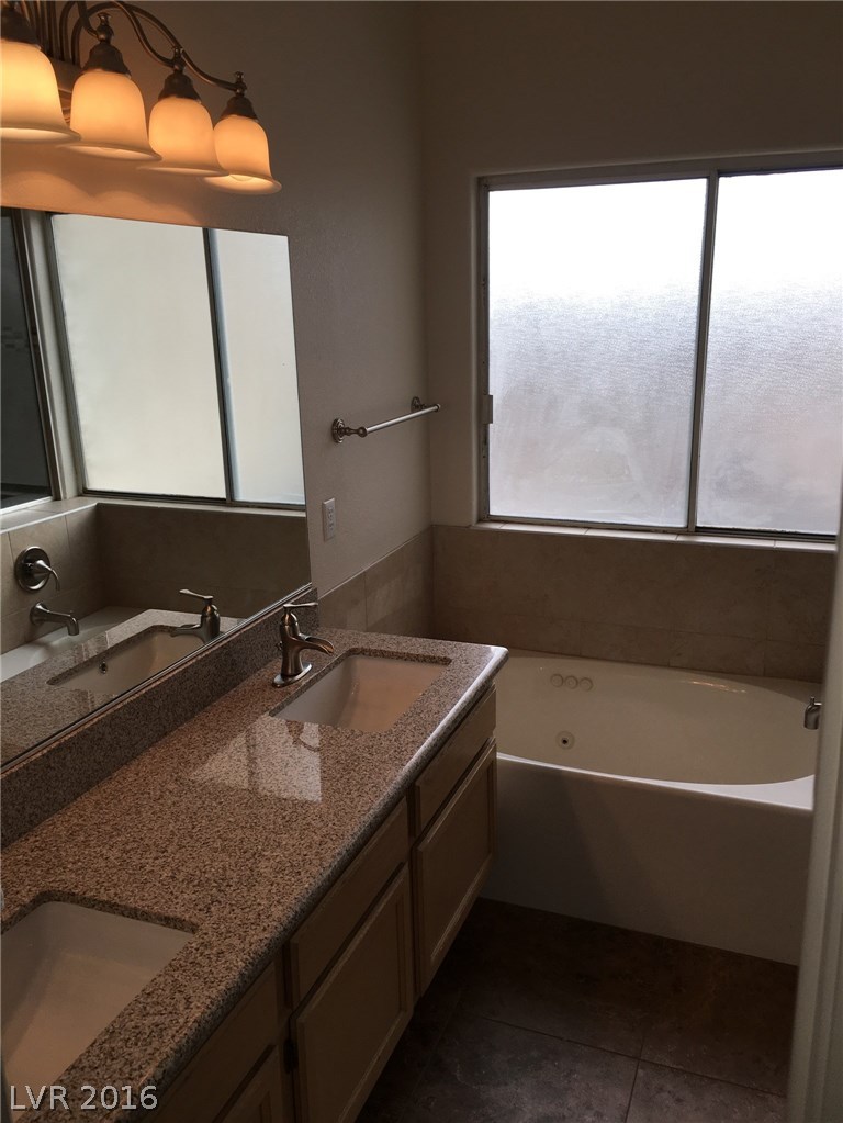 454 Leighann Road Henderson, NV 89015 - Photo 8 of 10 Gallery Image 8