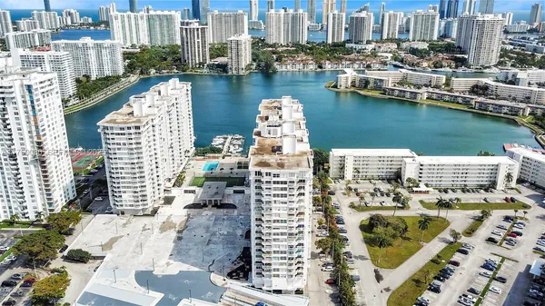 $240,000 | 18051 Biscayne Boulevard, Unit 801, Aventura, FL 33160