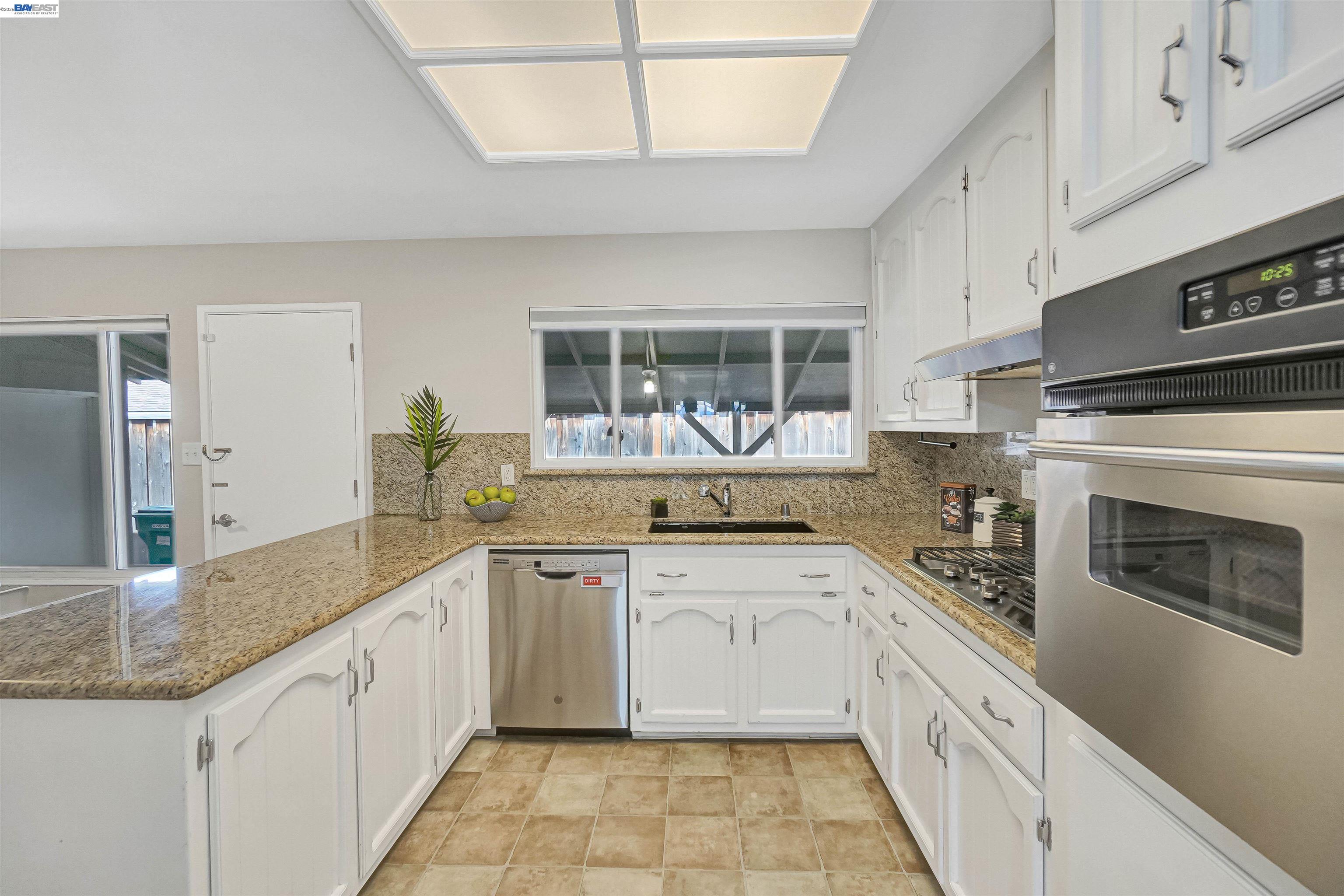 2333 Darwin Street Hayward, CA 94545 - Photo 17 of 53