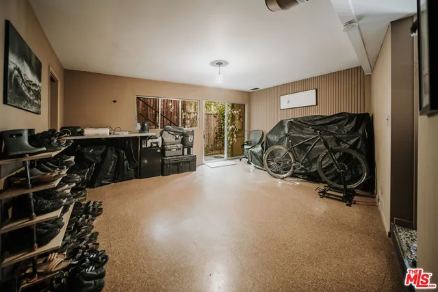 $5,950,000 | 630 Hightree Road, Santa Monica, CA 90402