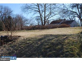 4710 Hillside Road Reading, PA 19606 - Photo 4 of 12 Gallery Image 4