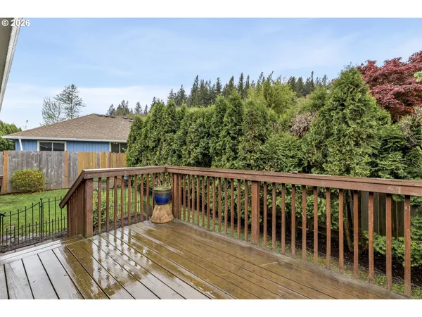 $525,000 | 11051 Southeast Mather Road, Clackamas, OR 97015