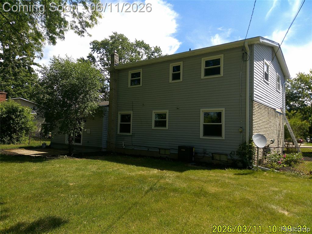 7470 Porter Road Grand Blanc, MI 48439 - Photo 6 of 22