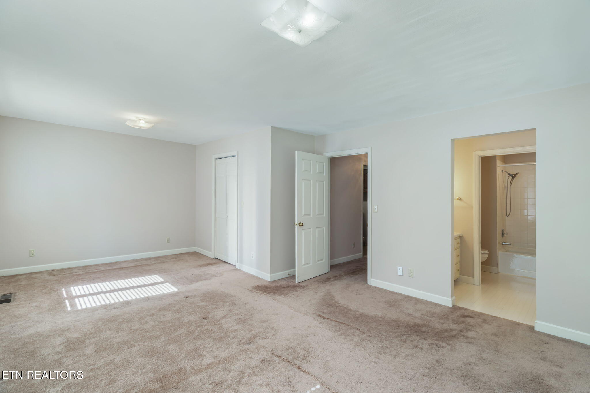 4969 Back Valley Road Speedwell, TN 37870 - Photo 22 of 49 27-web-or-mls-4969 Back Valley Road-54