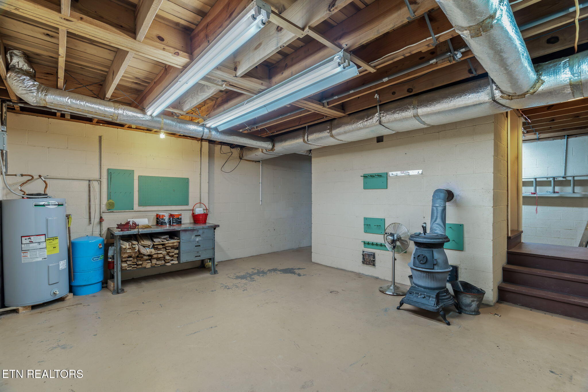 4969 Back Valley Road Speedwell, TN 37870 - Photo 35 of 49 44-web-or-mls-4969 Back Valley Road-71