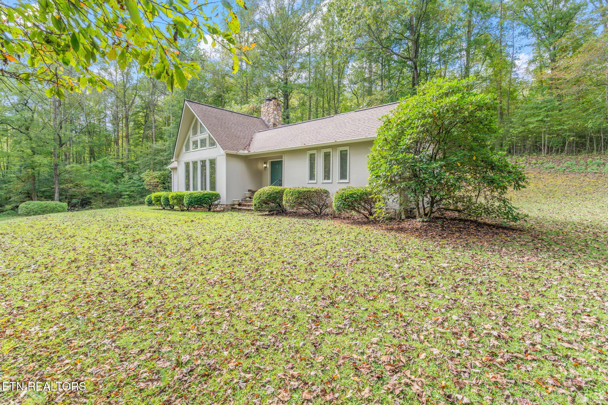 4969 Back Valley Road Speedwell, TN 37870 - Photo 7 of 49 8-web-or-mls-4969 Back Valley Road-32