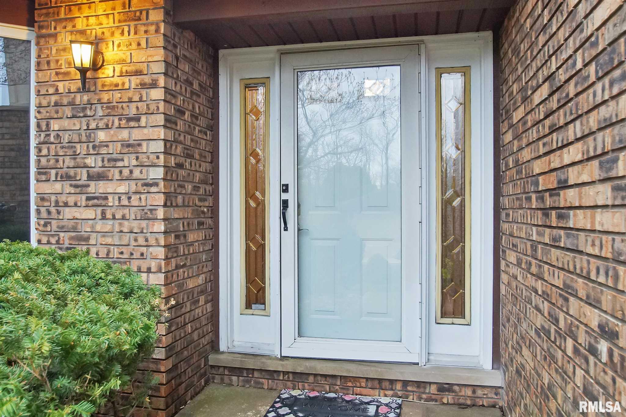 525 West Wolf Road Peoria, IL 61614 - Photo 7 of 44 Gallery Image 7