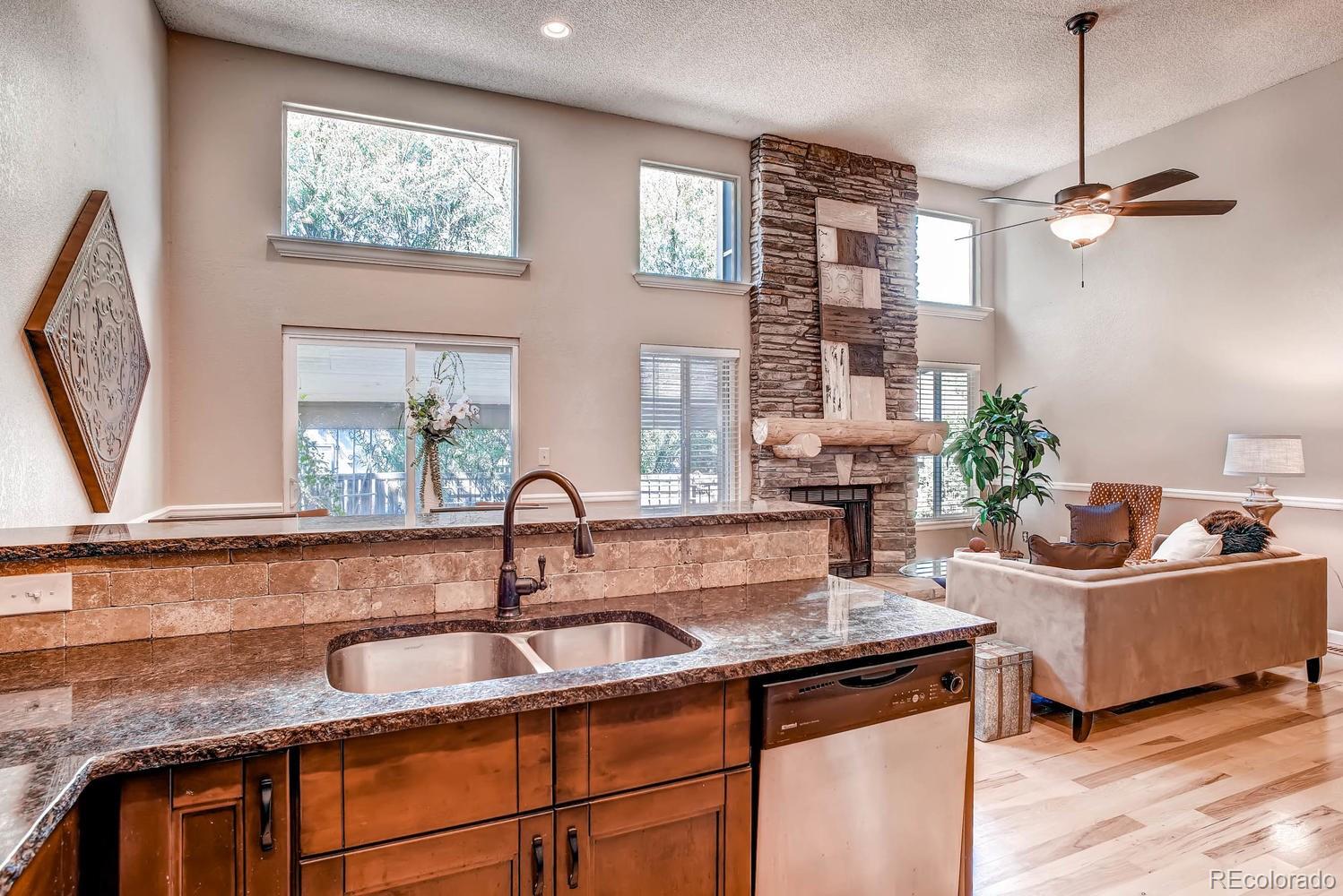 9165 Bell Flower Way Highlands Ranch, CO 80126 - Photo 12 of 28 Gallery Image 12