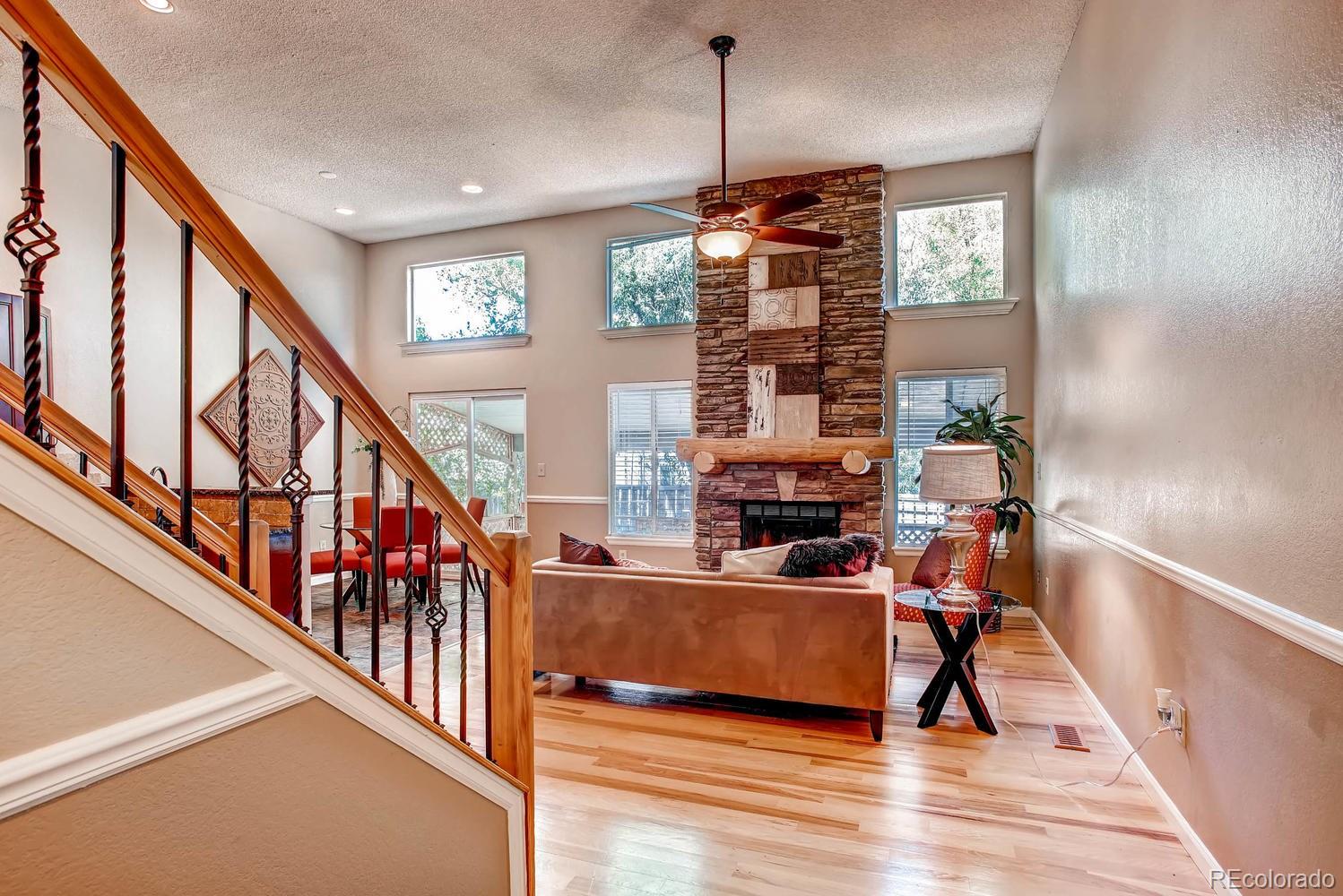 9165 Bell Flower Way Highlands Ranch, CO 80126 - Photo 5 of 28 Gallery Image 5