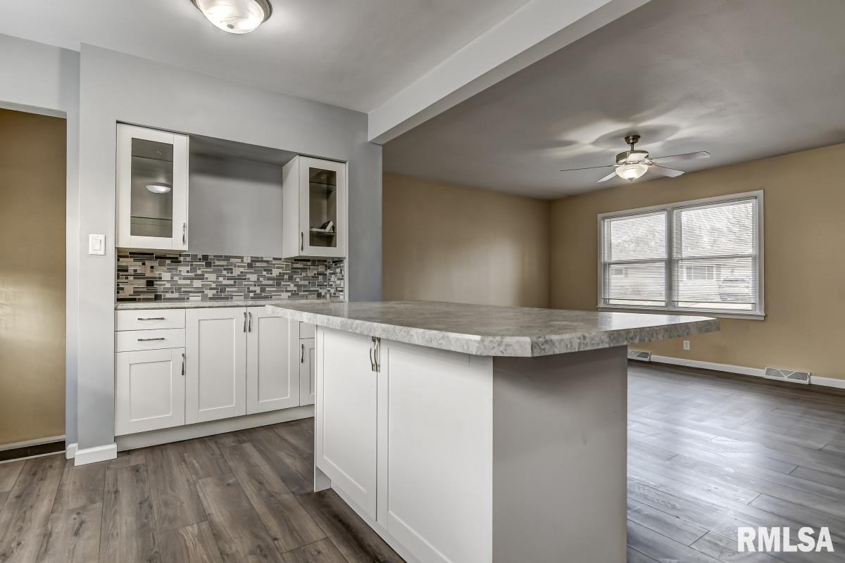 80 Archer Avenue Springfield, IL 62704 - Photo 6 of 33 Gallery Image 6