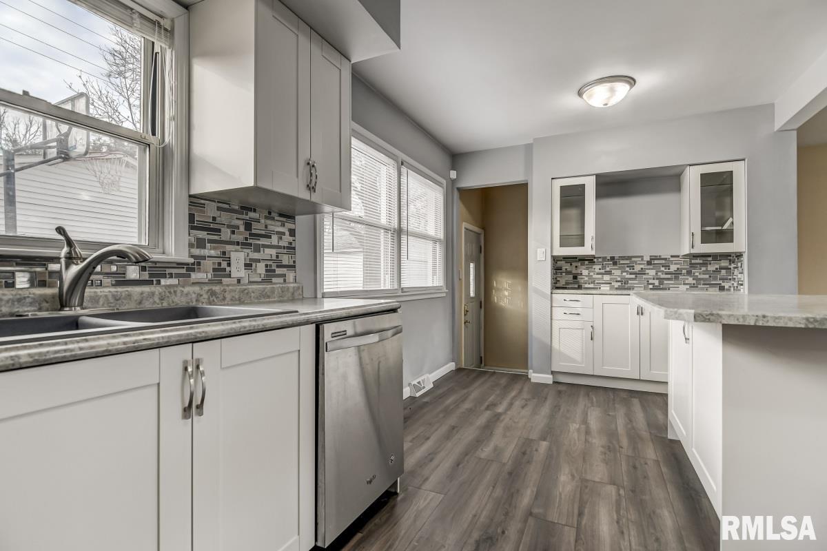 80 Archer Avenue Springfield, IL 62704 - Photo 7 of 33 Gallery Image 7