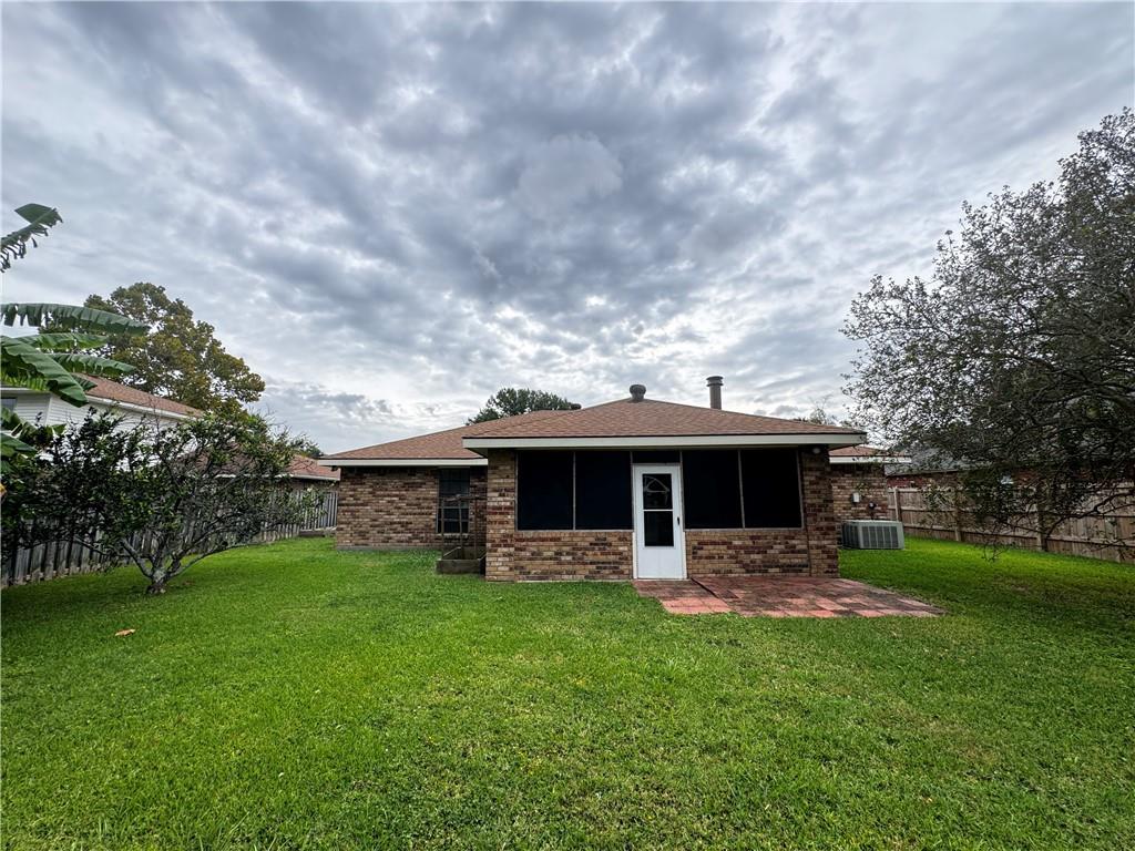 2117 Colonial Drive Laplace, LA 70068 - Photo 4 of 5