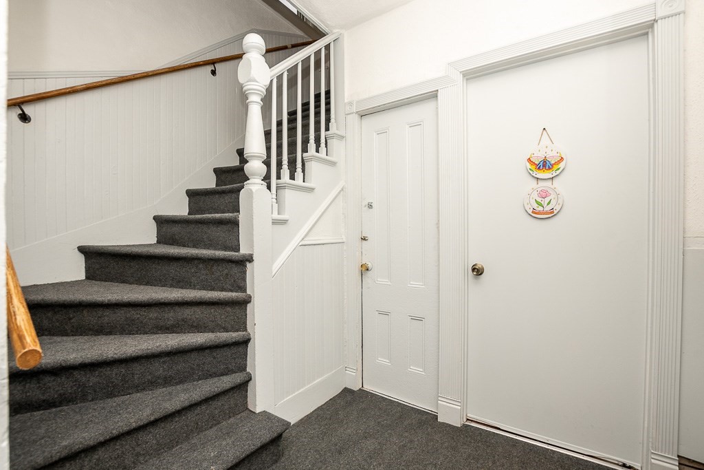 32-30 Dickinson Street Fall River, MA 02721 - Photo 36 of 37 Gallery Image 36