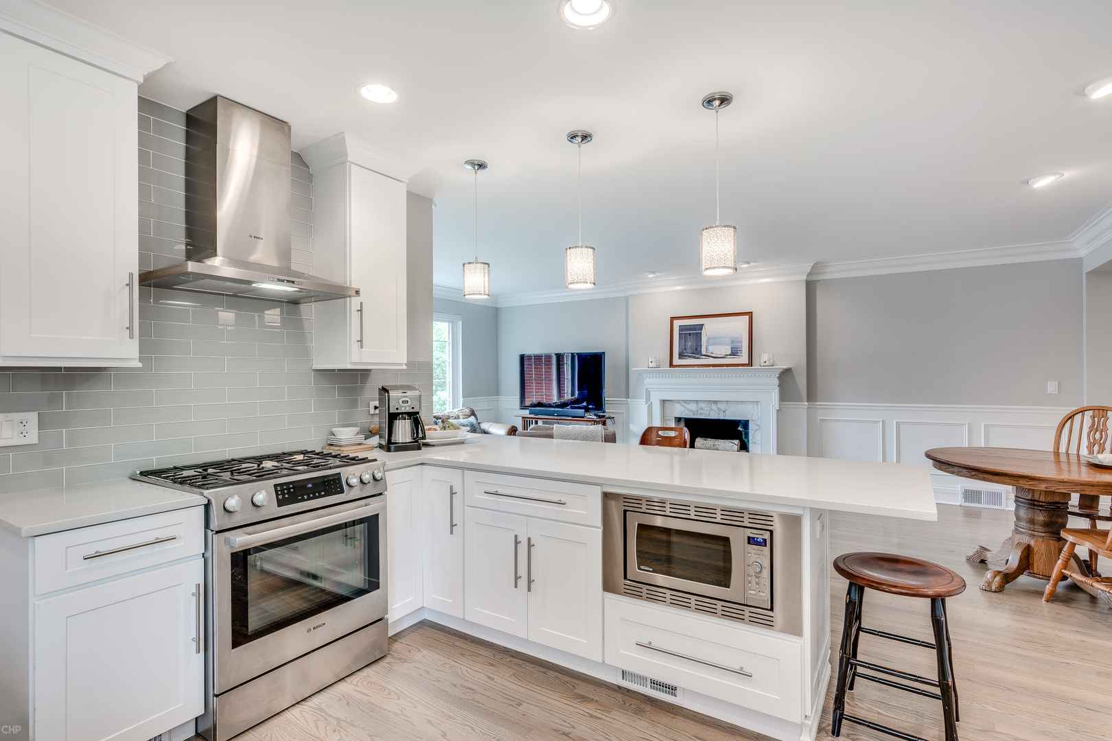924 Austin Avenue Park Ridge, IL 60068 - Photo 7 of 31 Gallery Image 7