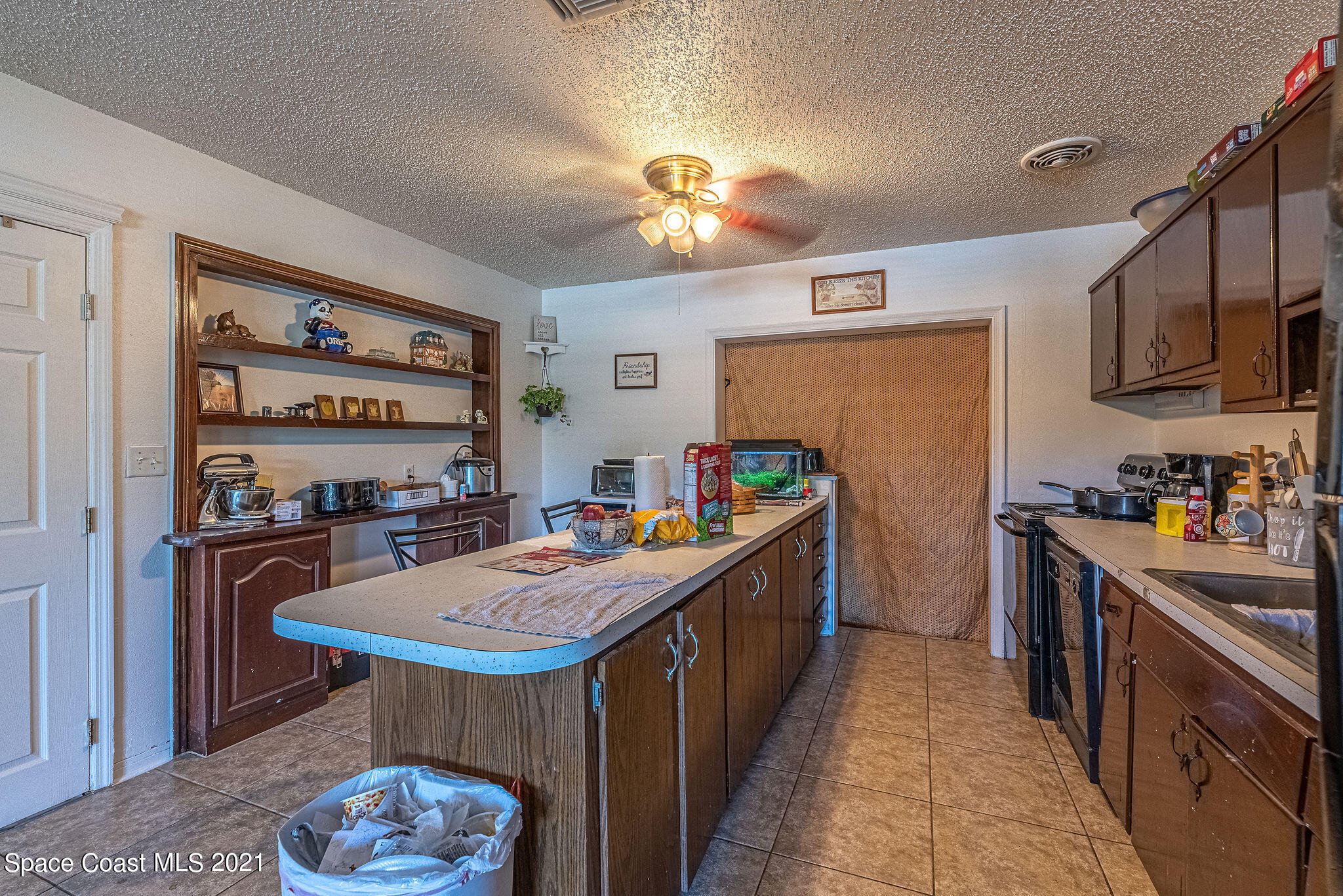 2214 Post Road Melbourne, FL 32935 - Photo 13 of 28 JC7_7100-HDR