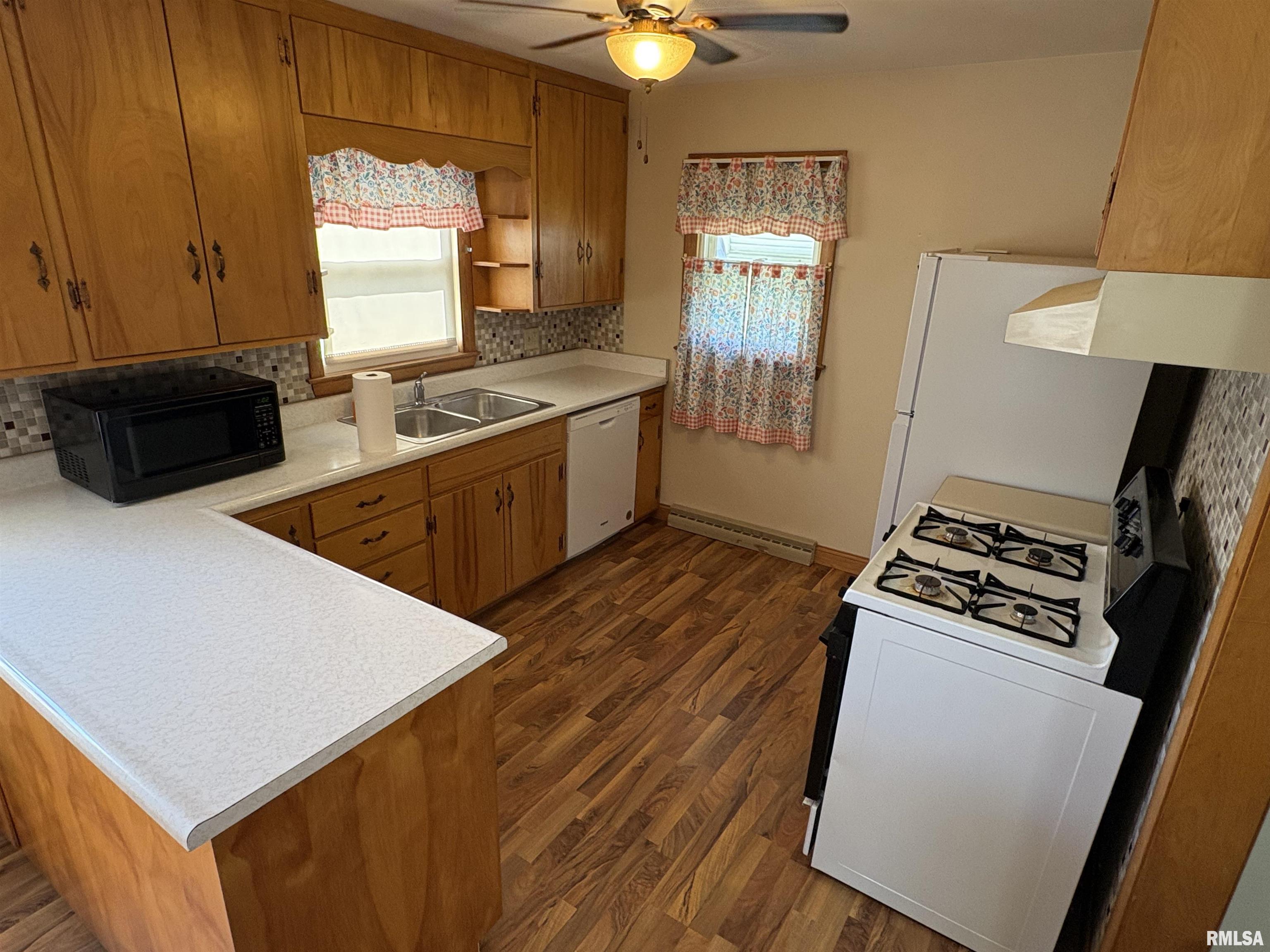 870 Park View Road Galesburg, IL 61401 - Photo 41 of 60