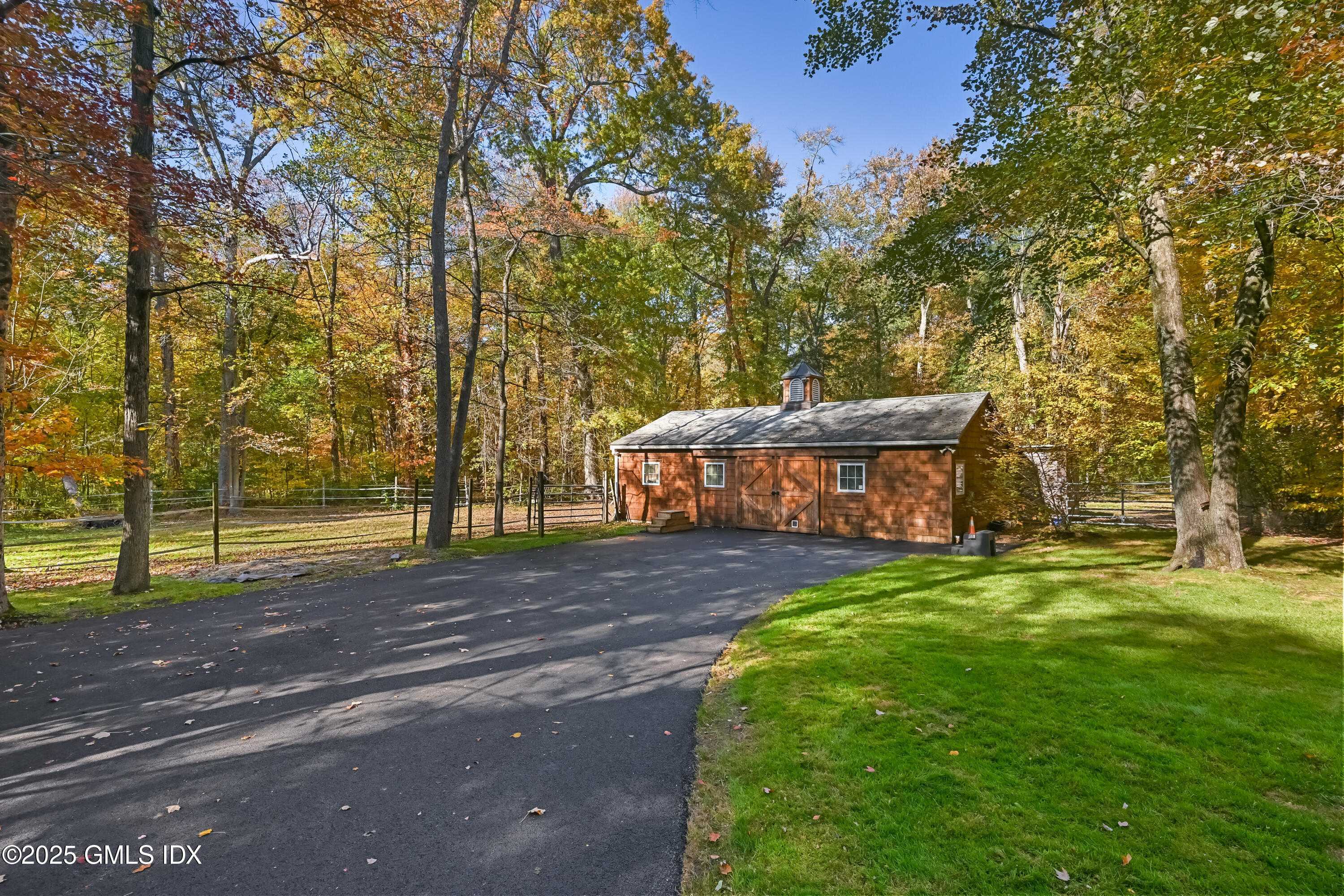 38 Bedford Road Greenwich, CT 06831 - Photo 25 of 32 Barn
