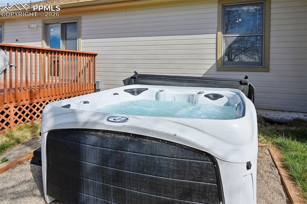 14775 Judge Orr Road Peyton, CO 80831 - Photo 32 of 49 DreamMaker Hot Tub-5 person w/lounger