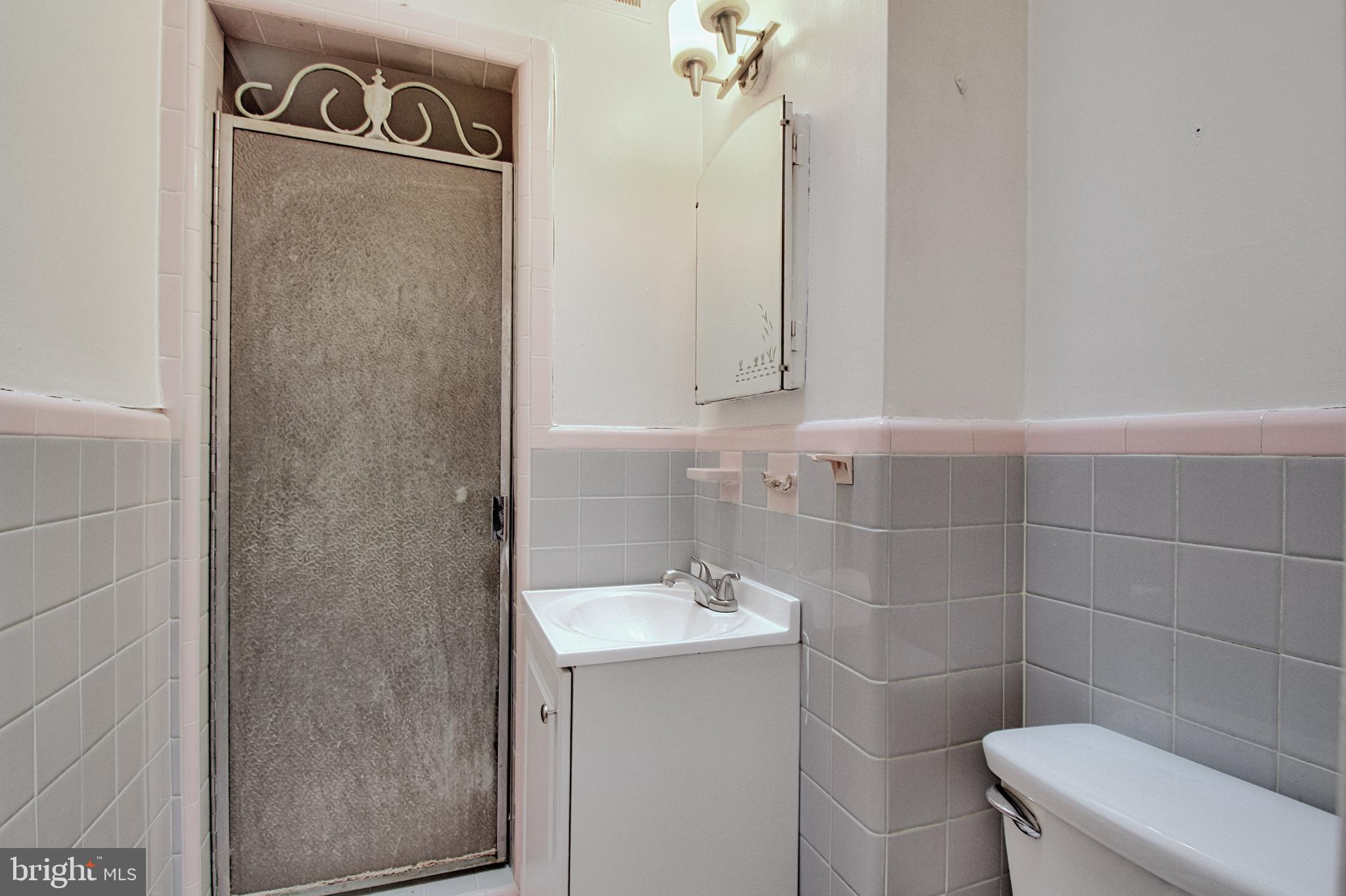 6329 Foxhill Road Philadelphia, PA 19120 - Photo 14 of 17 Gallery Image 14