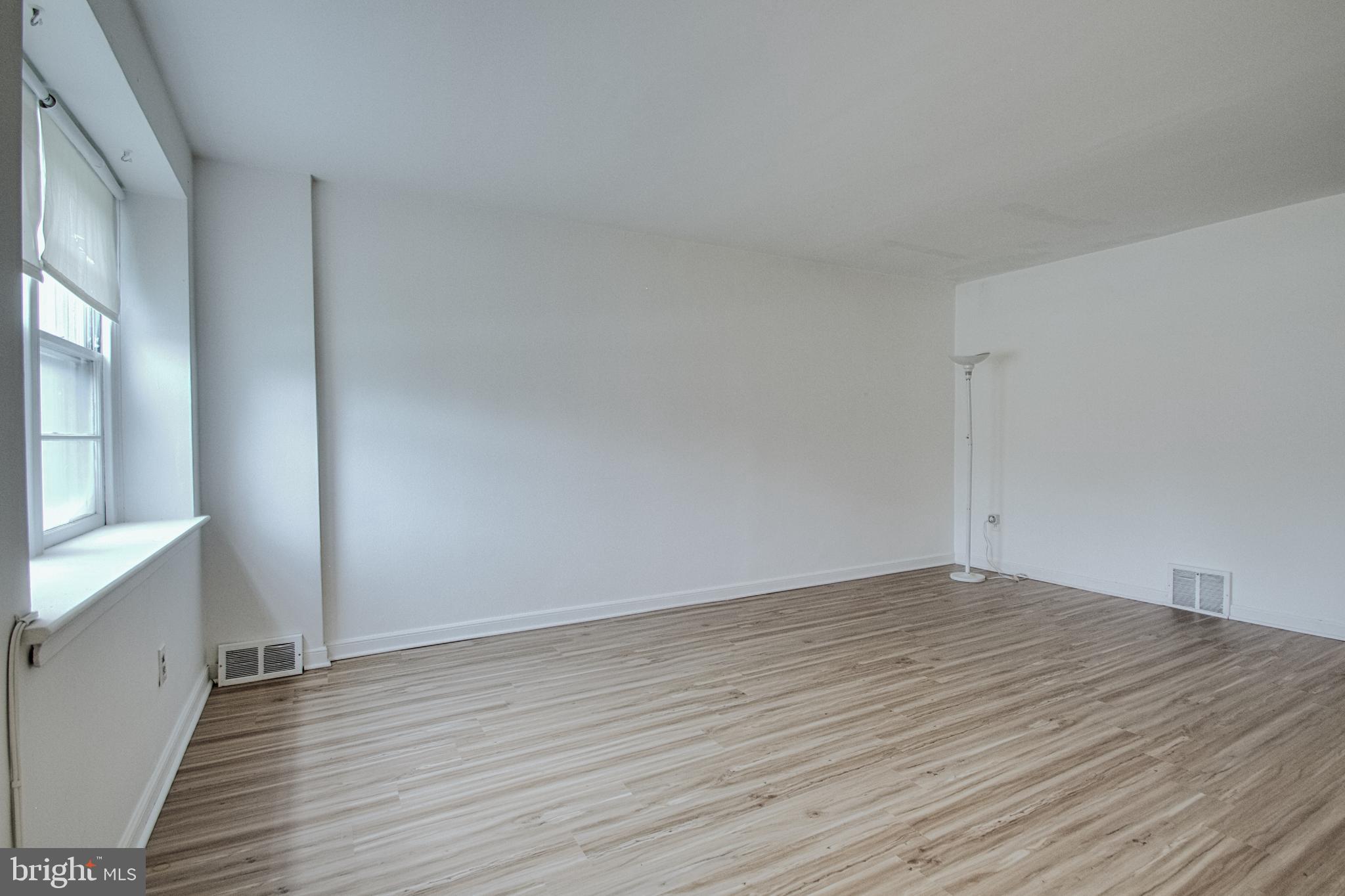 6329 Foxhill Road Philadelphia, PA 19120 - Photo 3 of 17 Gallery Image 3