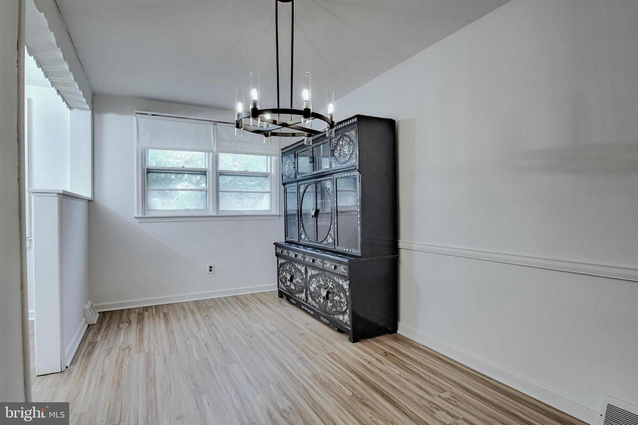 6329 Foxhill Road Philadelphia, PA 19120 - Photo 6 of 17 Gallery Image 6