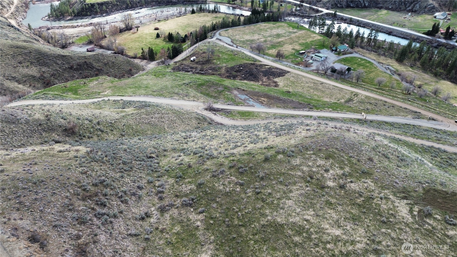 0 Flycast Road Pateros, WA 98846 - Photo 4 of 12 a view of outdoor space and yard