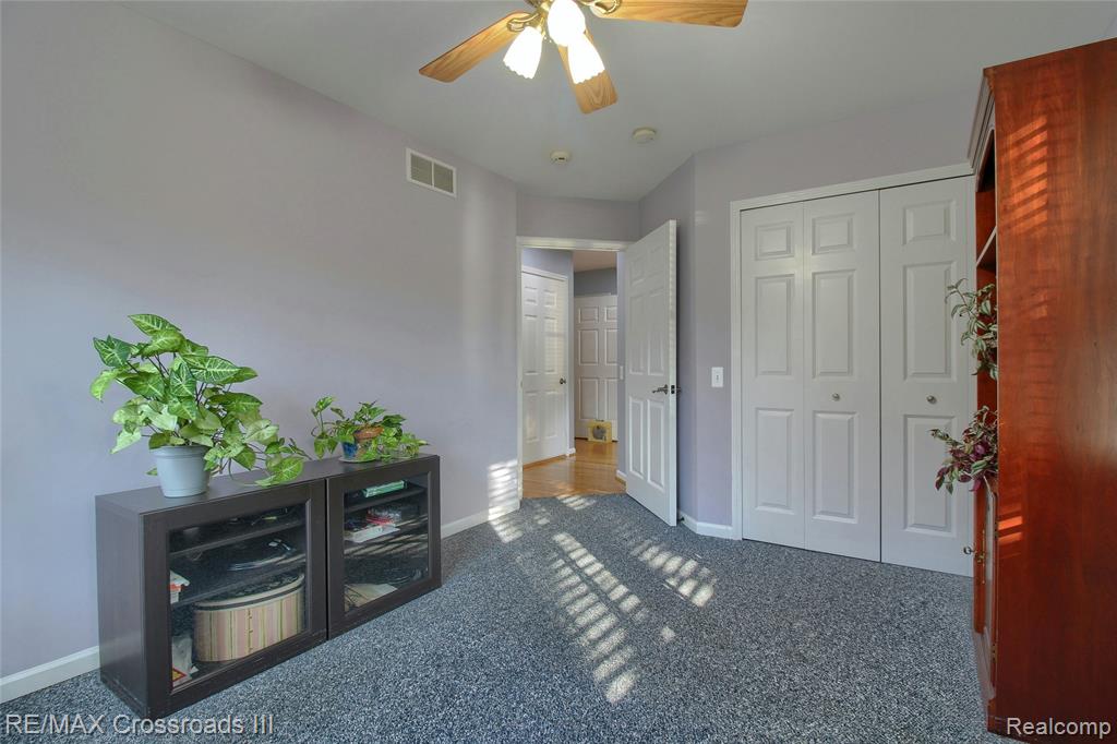 38111 Judd Road Belleville, MI 48111 - Photo 26 of 39