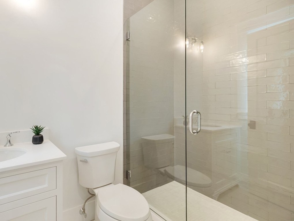 40 Voss Terrace Newton, MA 02459 - Photo 14 of 35