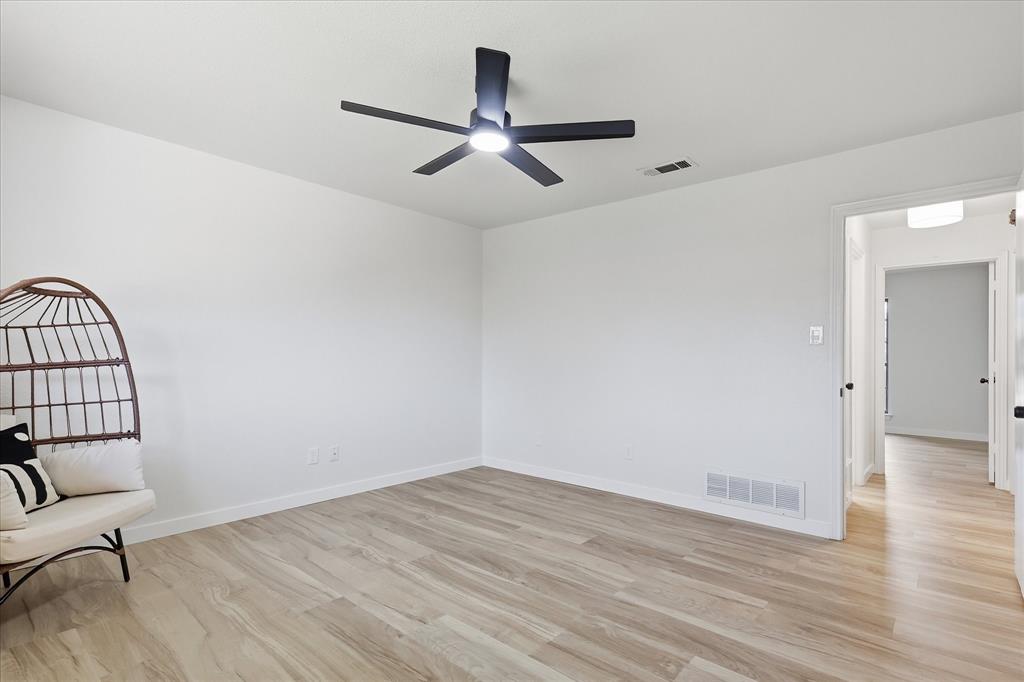 1929 Ruidoso Run Lewisville, TX 75077 - Photo 18 of 40