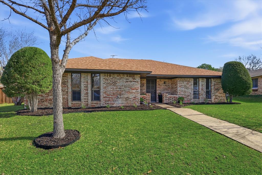 1929 Ruidoso Run Lewisville, TX 75077 - Photo 3 of 40