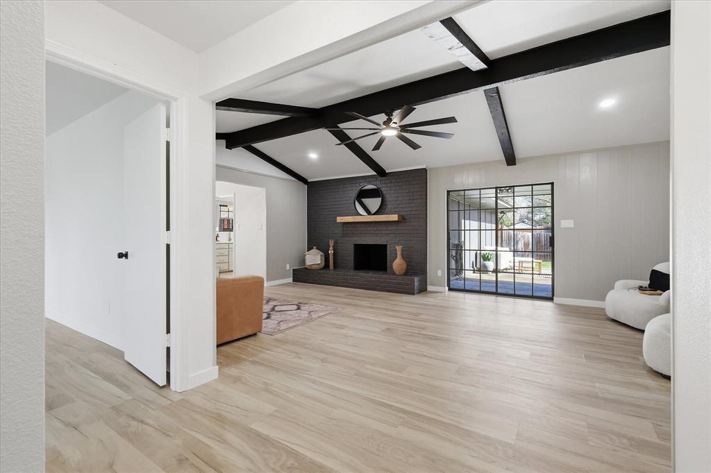 1929 Ruidoso Run Lewisville, TX 75077 - Photo 6 of 40