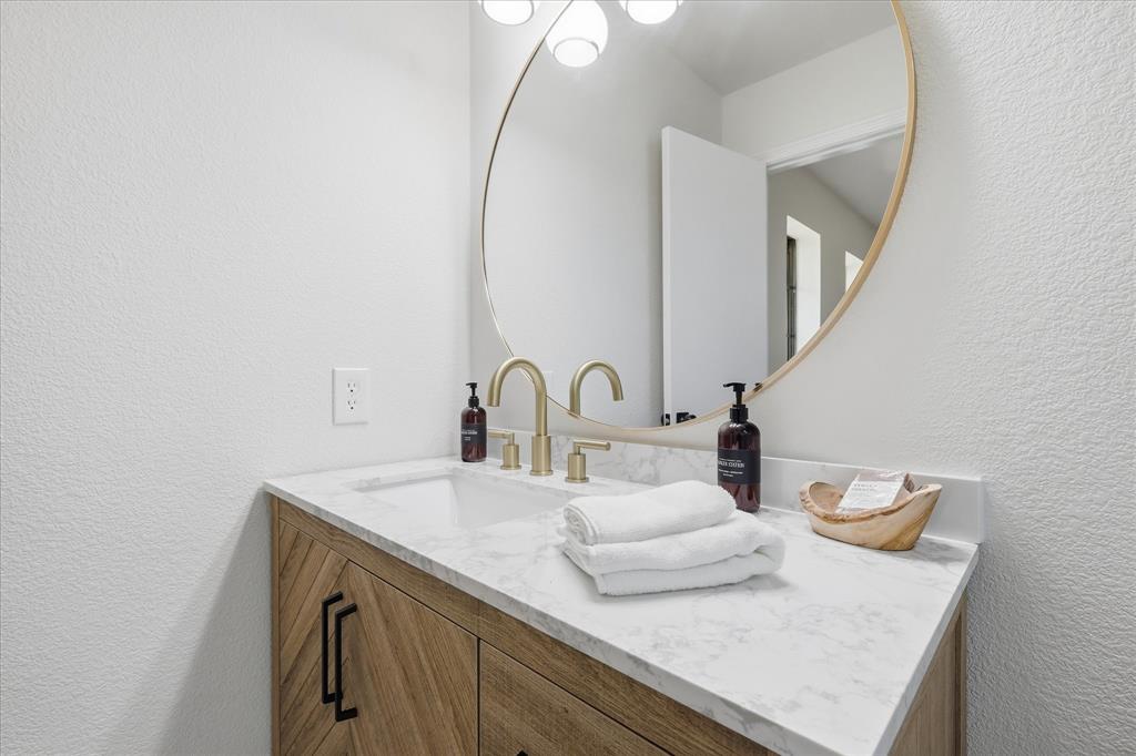 1929 Ruidoso Run Lewisville, TX 75077 - Photo 10 of 40