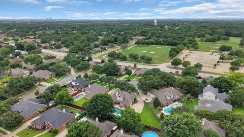 $575,000 | 7605 Bridlewood Court, North Richland Hills, TX 76182