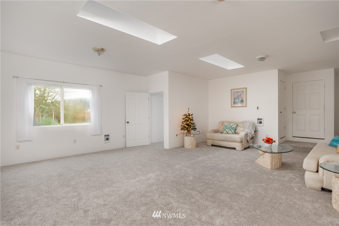 3023 Green Road Oak Harbor, WA 98277 - Photo 15 of 39 Gallery Image 15