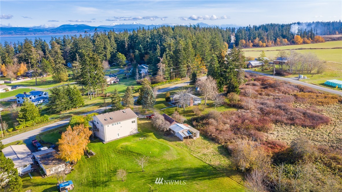 3023 Green Road Oak Harbor, WA 98277 - Photo 3 of 39 Gallery Image 3