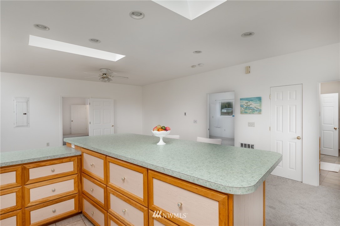 3023 Green Road Oak Harbor, WA 98277 - Photo 7 of 39 Gallery Image 7