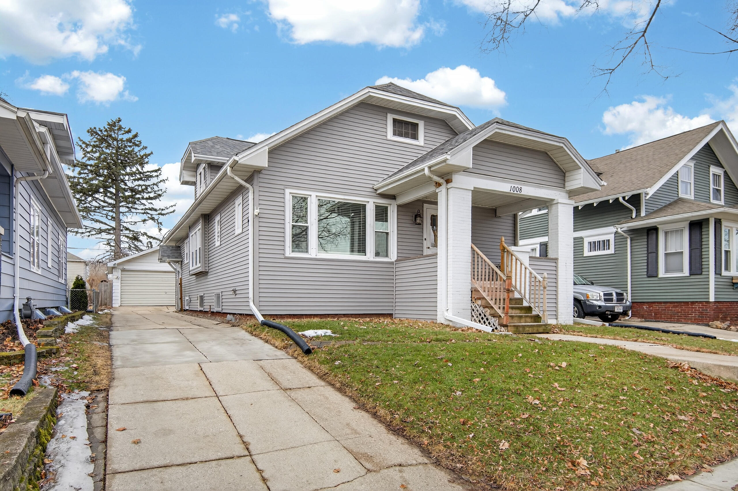 1008 Monroe Avenue Racine, WI 53405 - Photo 1 of 1 029_DSC_3434