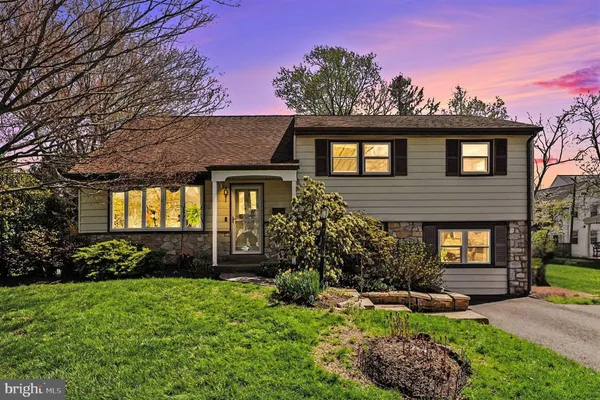 $495,000 | 256 Woodlawn Drive, Lansdale, PA 19446