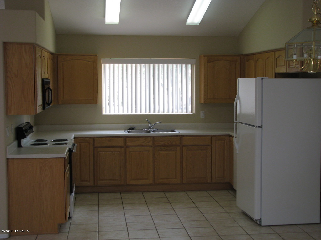 2841 East Wetstones Road Vail, AZ 85641 - Photo 4 of 18 Gallery Image 4