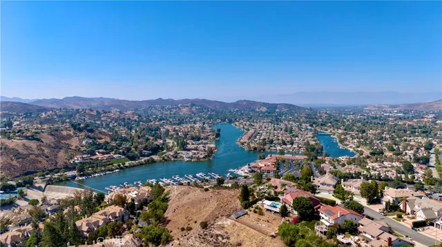 $6,750 | 32110 Canyon Crest Court, Westlake Village, CA 91361